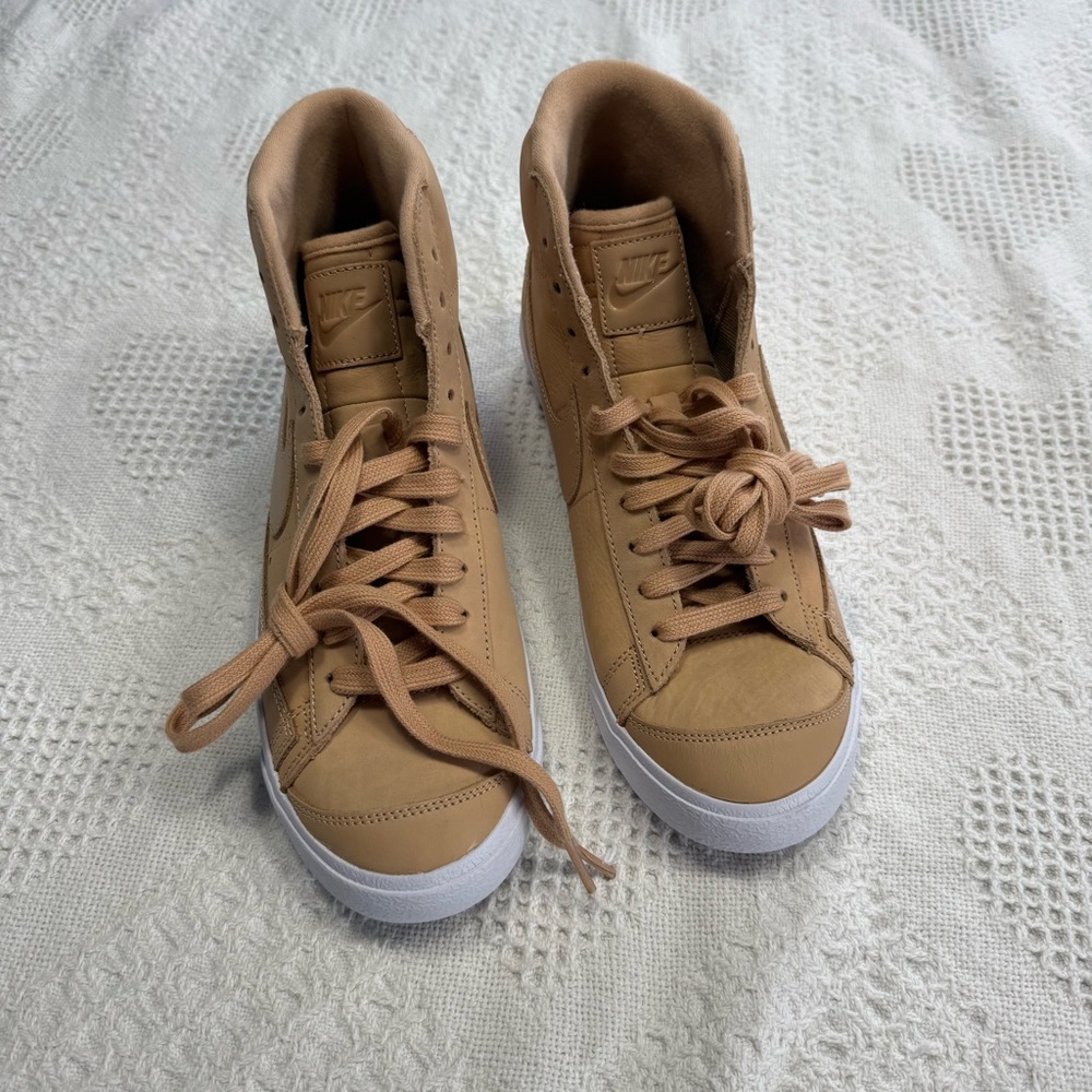 Nike Blazer Mid Premium Vachetta Tan (Women's 9)